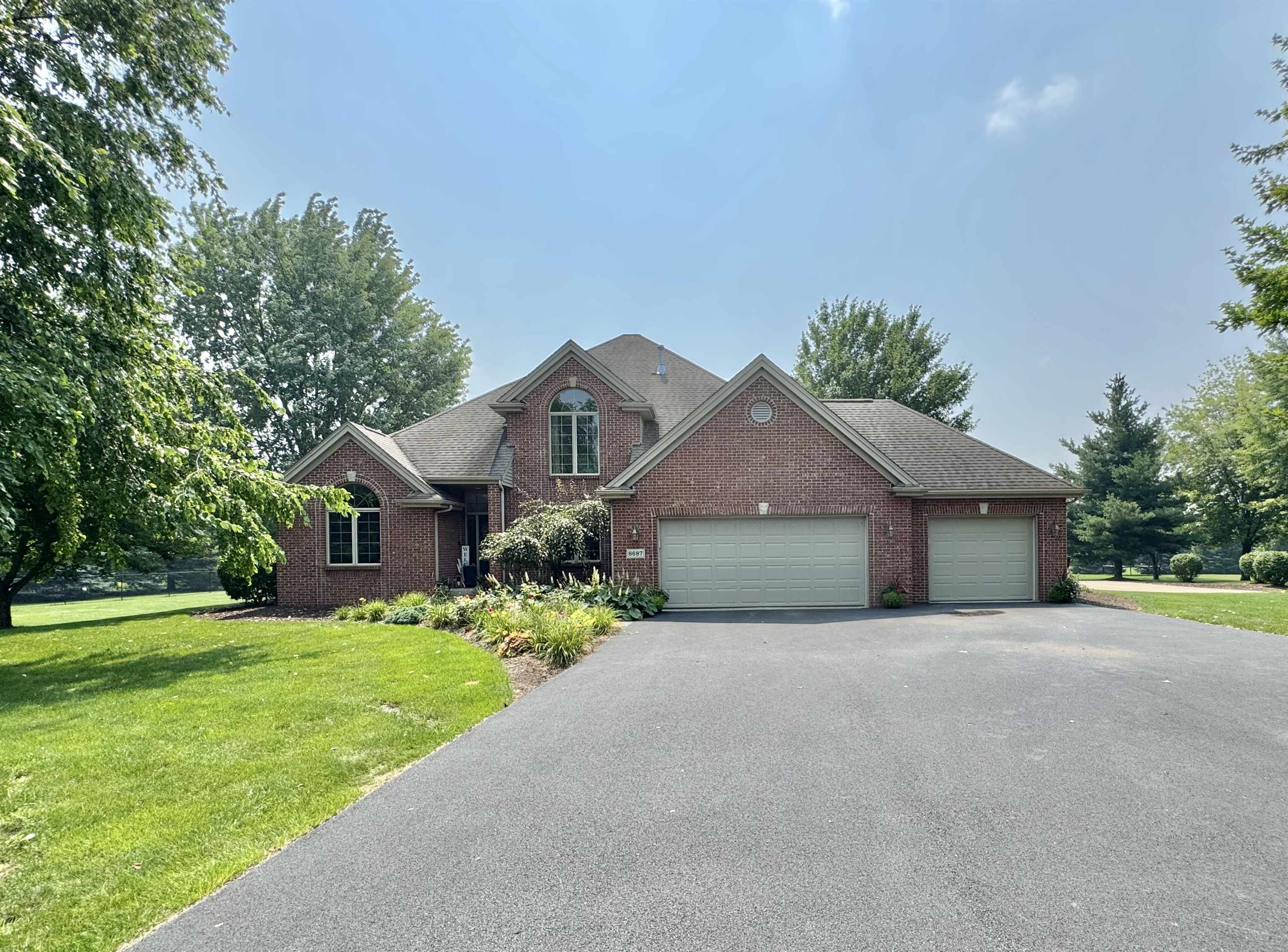 South Beloit, Illinois, 61080, United States, 4 Bedrooms Bedrooms, ,3 BathroomsBathrooms,Residential,For Sale,1984178