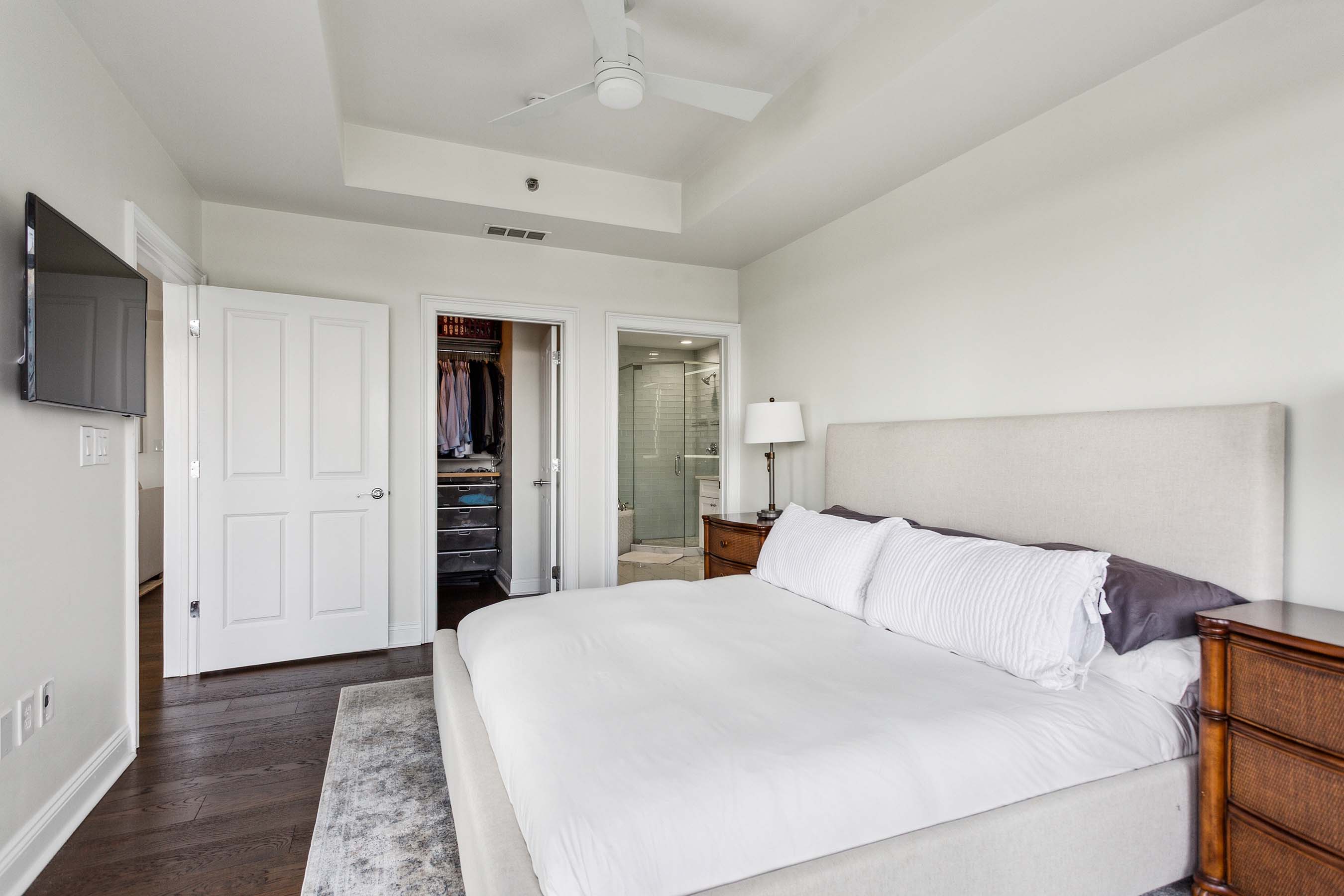  Unparalleled Views from this Renovated Corner Unit in the Heart of Buckhead - 物件實景