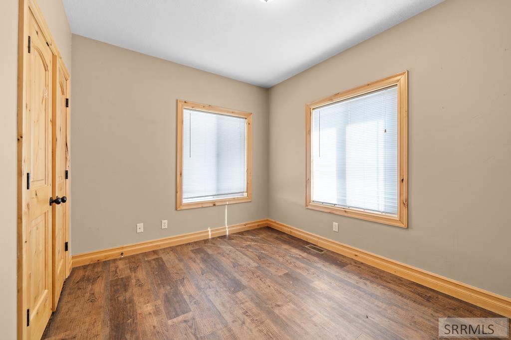 IDAHO FALLS, Idaho, 83401, United States, 6 Bedrooms Bedrooms, ,3 BathroomsBathrooms,Residential,For Sale,2006339