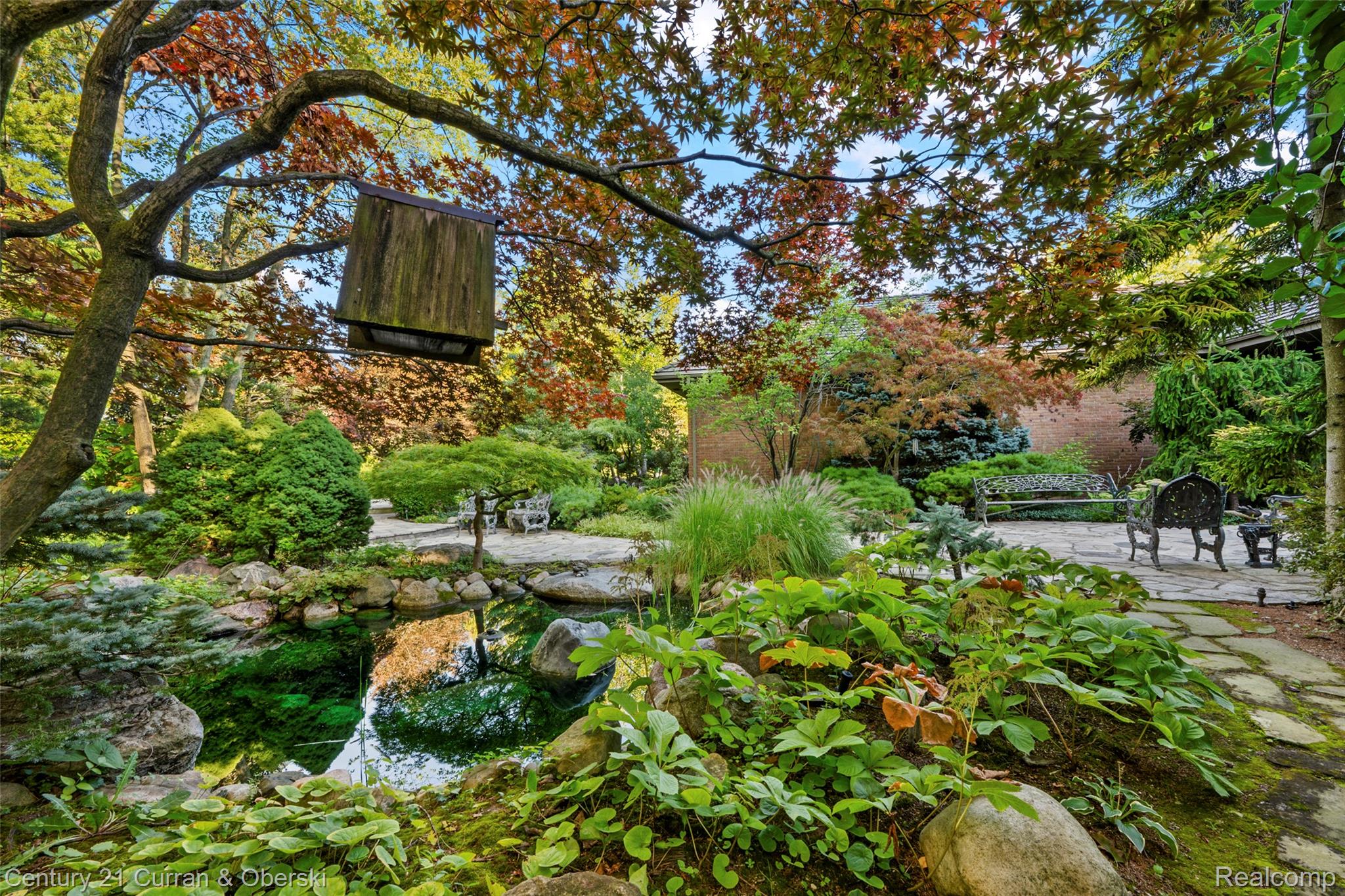 Dearborn, Michigan, 48124, United States, 4 Bedrooms Bedrooms, ,4 BathroomsBathrooms,Residential,For Sale,1983815