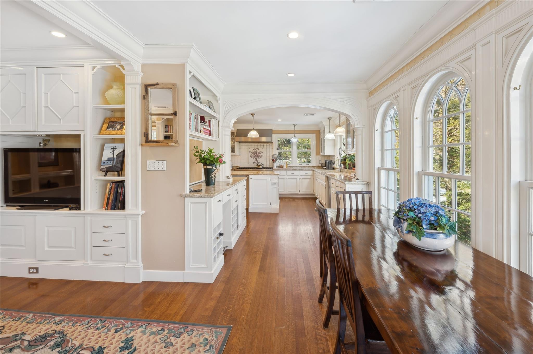 Bronxville, New York, 10708, United States, 5 Bedrooms Bedrooms, ,6 BathroomsBathrooms,Residential,For Sale,1732022