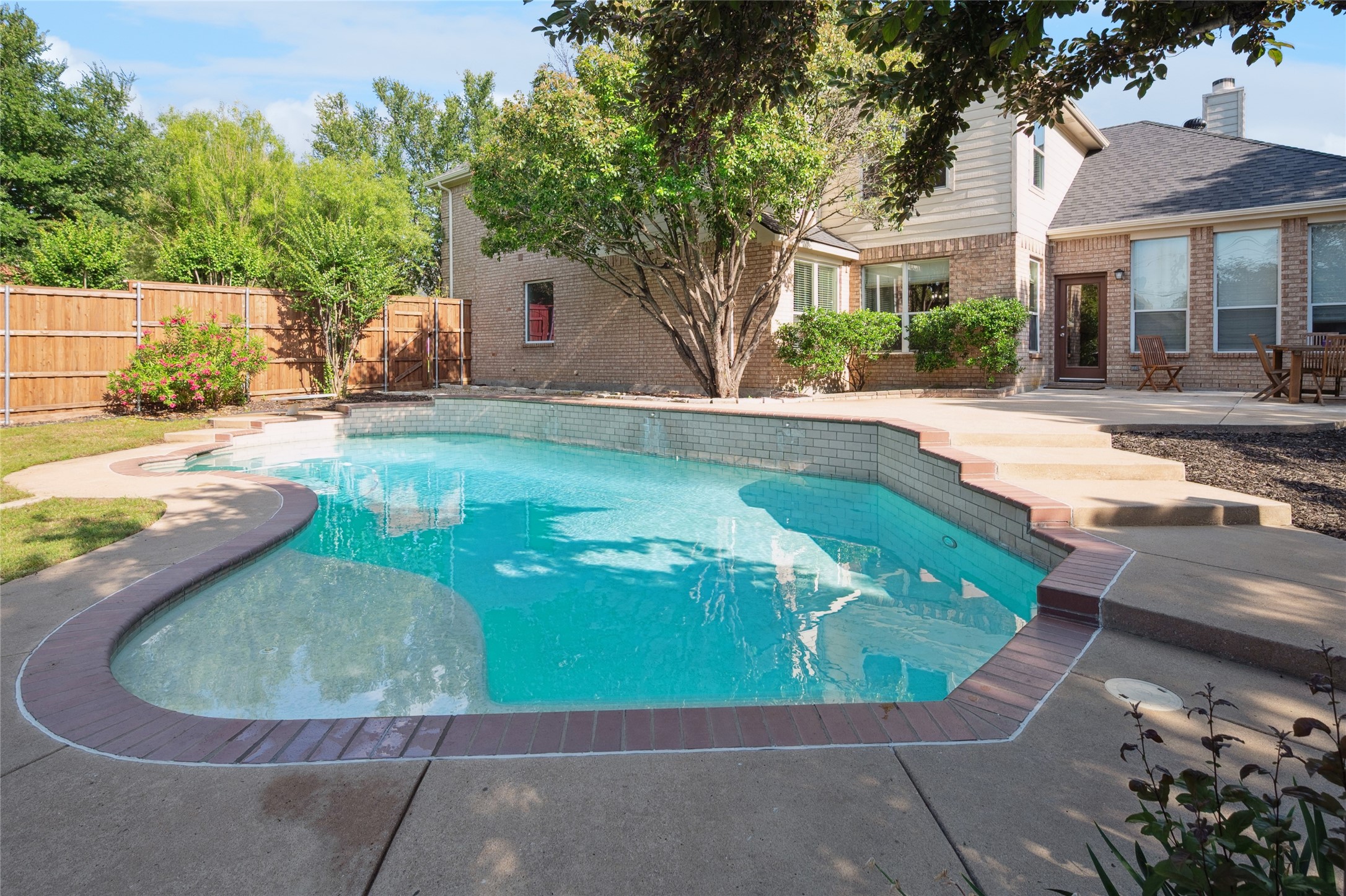 Prosper, Texas, 75078, United States, 5 Bedrooms Bedrooms, ,4 BathroomsBathrooms,Residential,For Sale,1827849