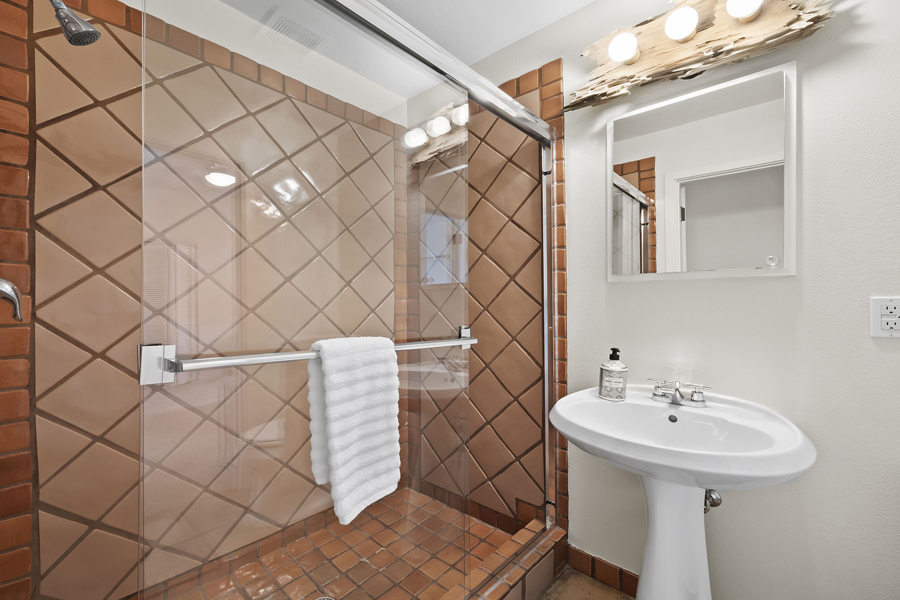  LANDS END - 物件實景