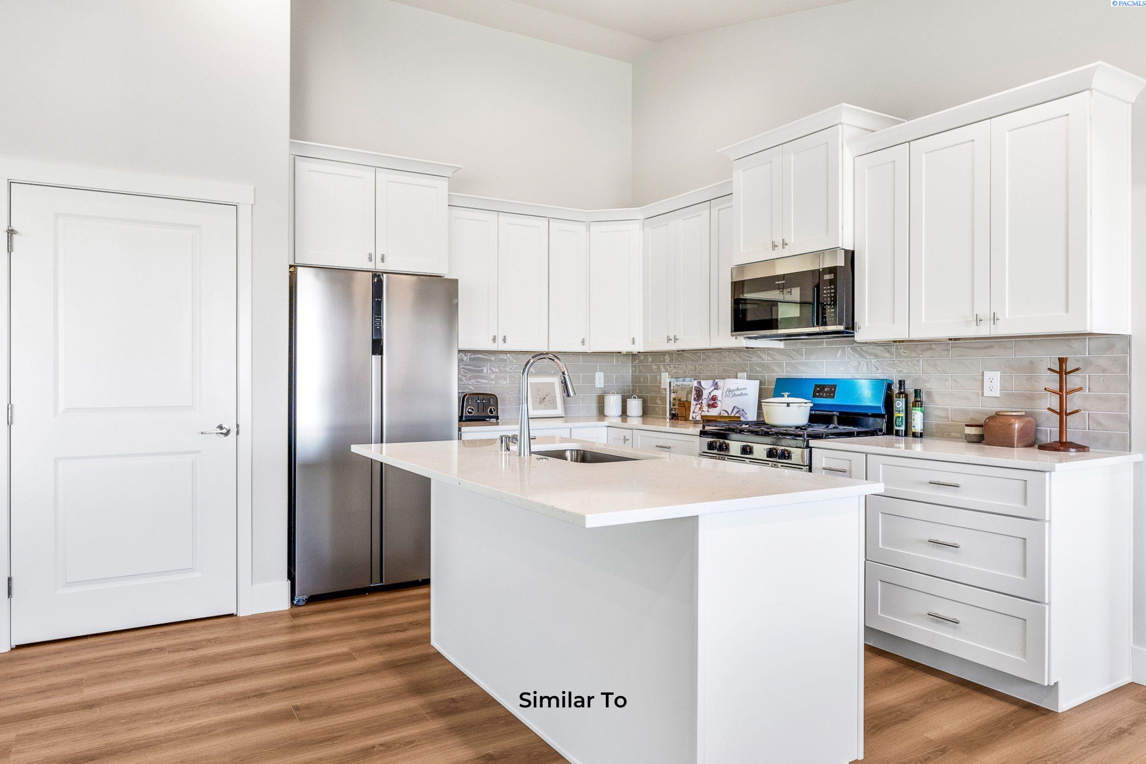 Kennewick, Washington, 99338, United States, 4 Bedrooms Bedrooms, ,1 BathroomBathrooms,Residential,For Sale,1959193