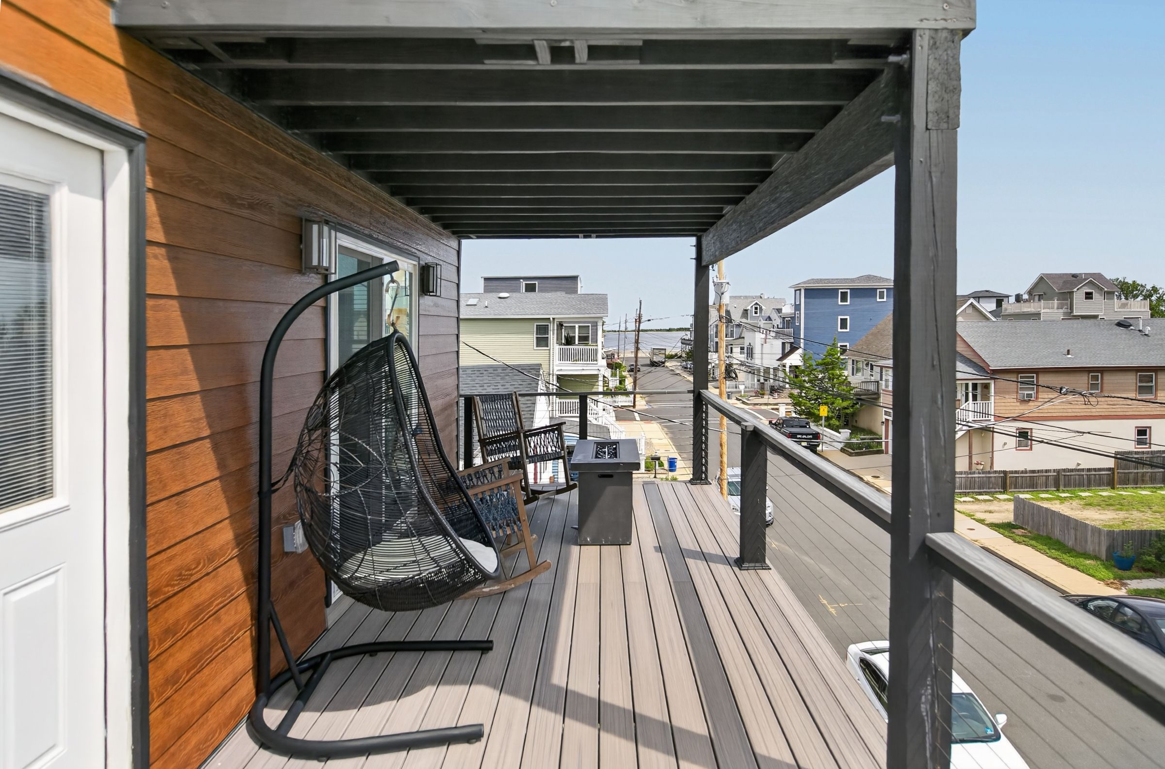  Live in Highlands - Custom Built Home - 物件實景