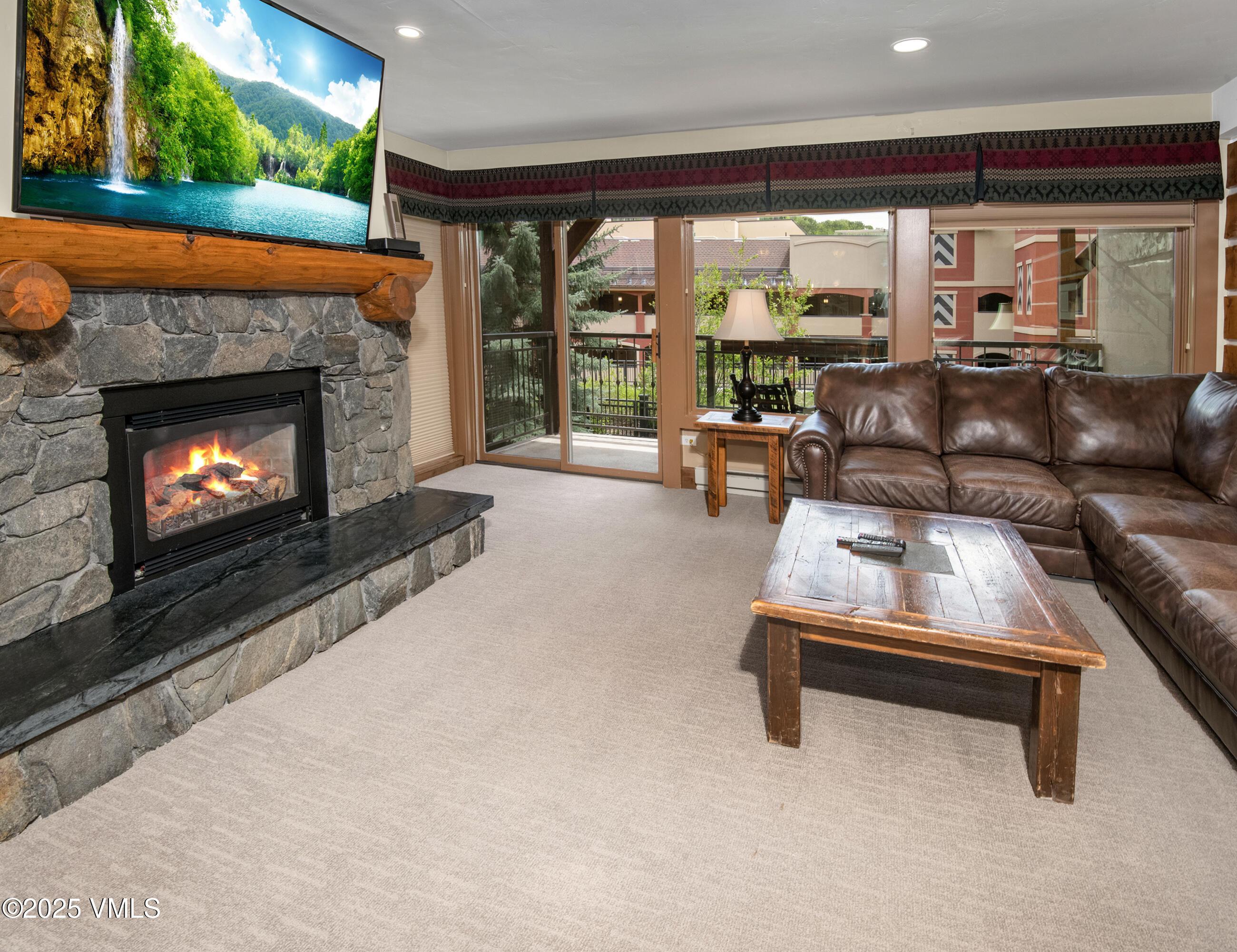 Vail, Colorado, 81657, United States, 2 Bedrooms Bedrooms, ,2 BathroomsBathrooms,Residential,For Sale,1849878