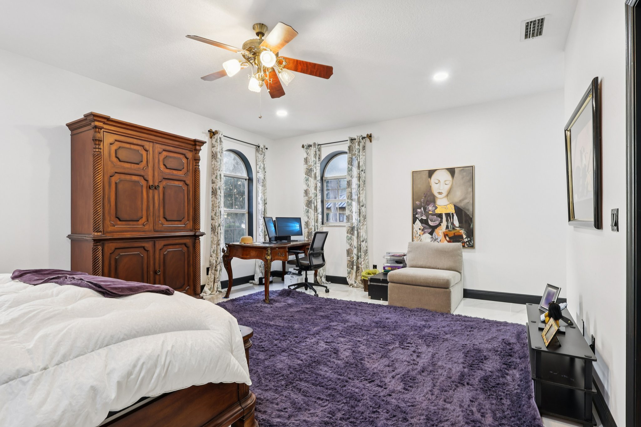 Minneola, Florida, 34715, United States, 4 Bedrooms Bedrooms, ,5 BathroomsBathrooms,Residential,For Sale,2006157