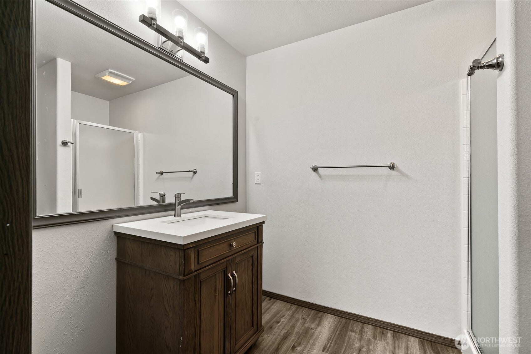 Ellensburg, Washington, 98926, United States, 6 Bedrooms Bedrooms, ,2 BathroomsBathrooms,Residential,For Sale,1992085