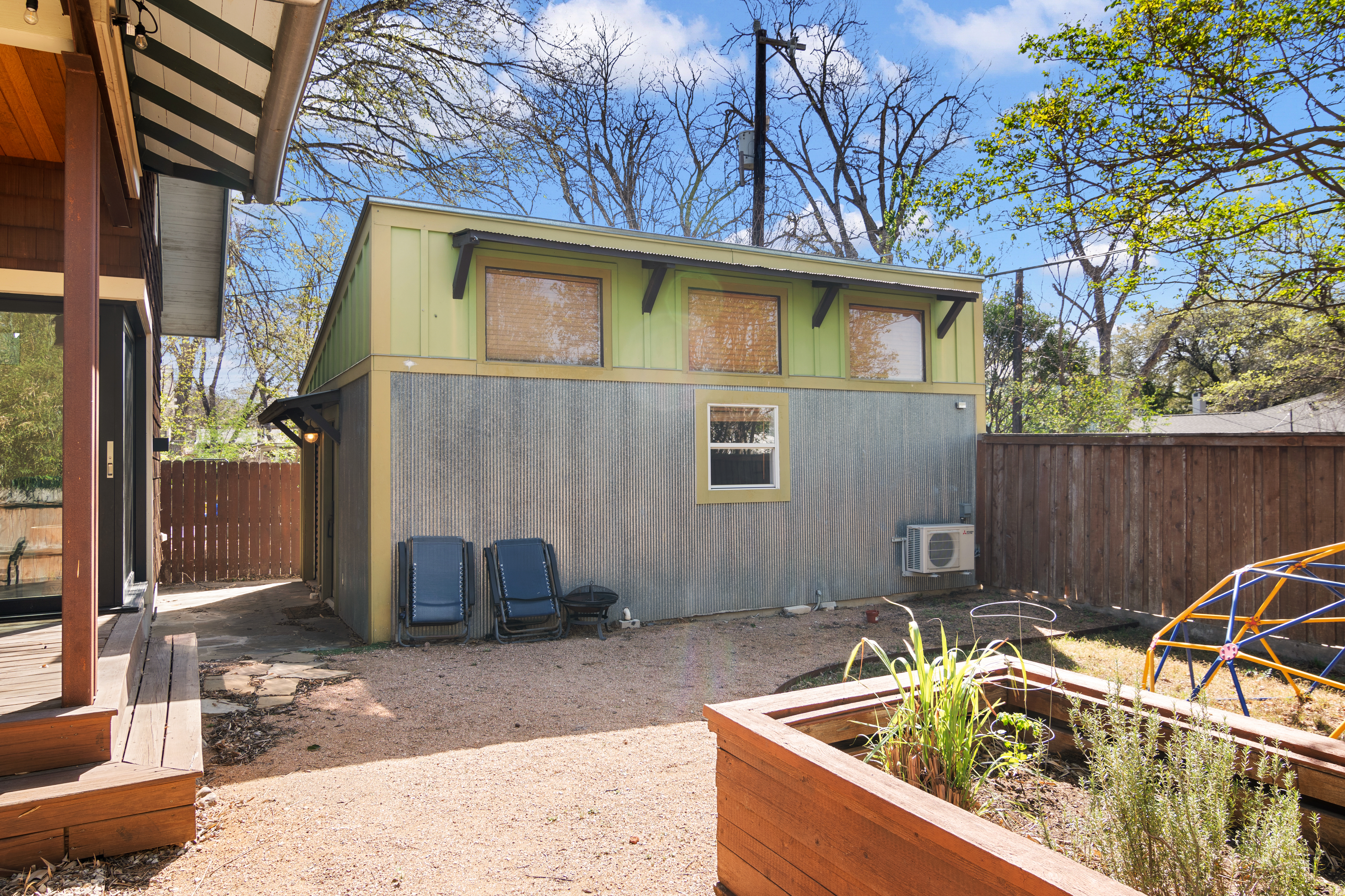 Mahncke Park Gem with Guest House - 物件實景