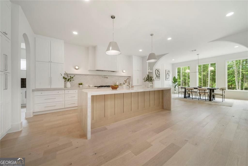 Lawrenceville, Georgia, 30046, United States, 5 Bedrooms Bedrooms, ,5 BathroomsBathrooms,Residential,For Sale,2042592