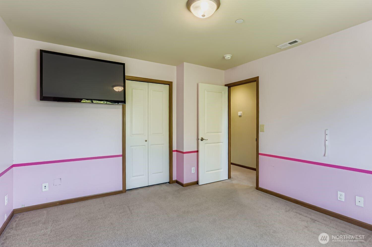 ISSAQUAH, Washington, 98029, United States, 4 Bedrooms Bedrooms, ,2 BathroomsBathrooms,Residential,For Sale,1951162