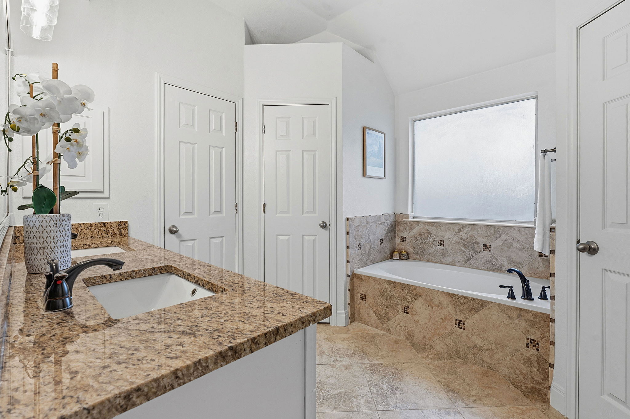  Step-Free Living on Quiet Loop  Recent Upgrades  Close-in Cedar Park - 物件實景
