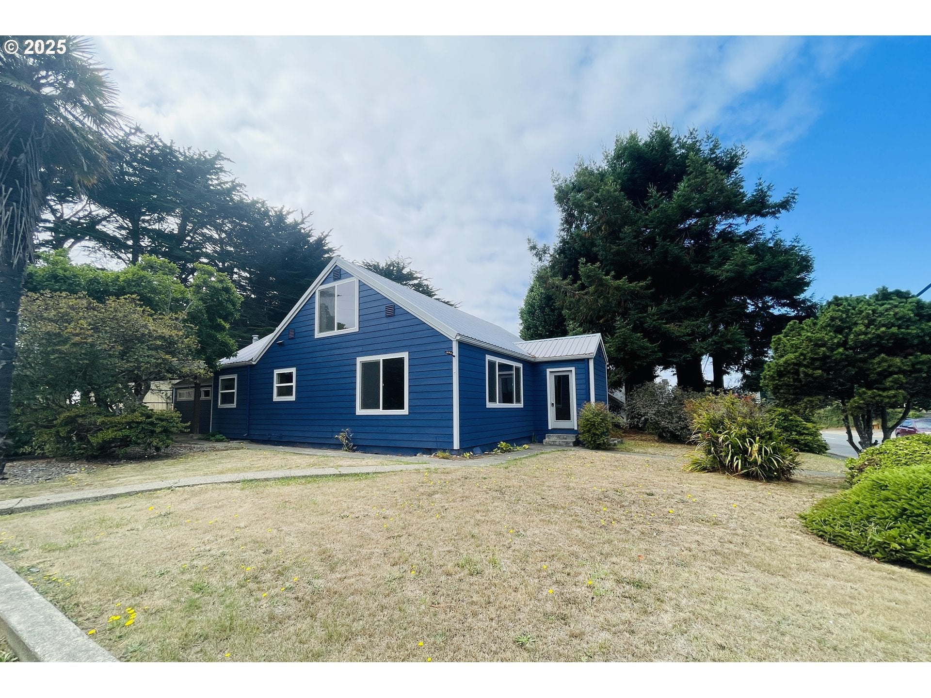 Bandon, Oregon, 97411, United States, 4 Bedrooms Bedrooms, ,2 BathroomsBathrooms,Residential,For Sale,1983283