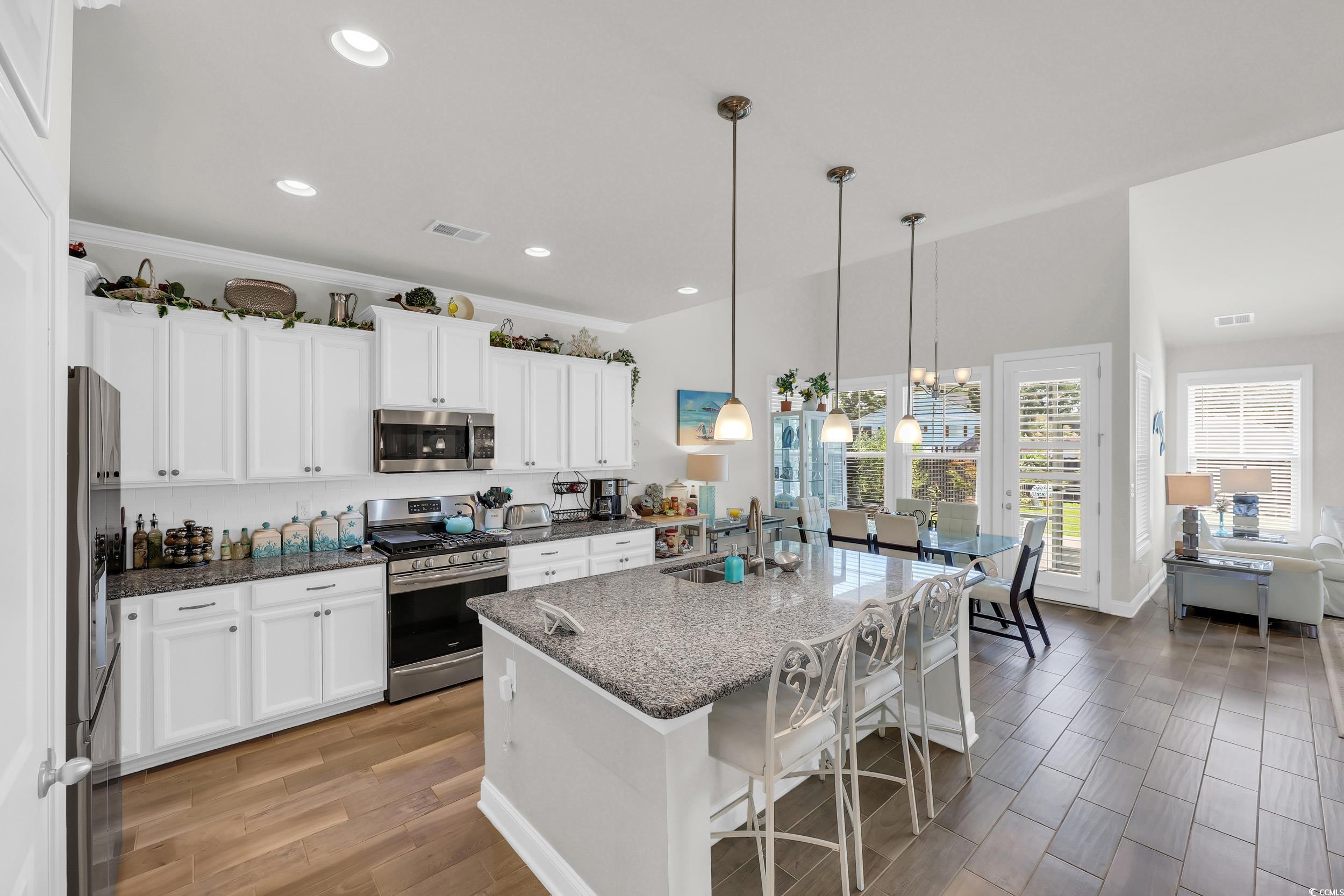 Myrtle Beach, South Carolina, 29577, United States, 5 Bedrooms Bedrooms, ,4 BathroomsBathrooms,Residential,For Sale,1974679