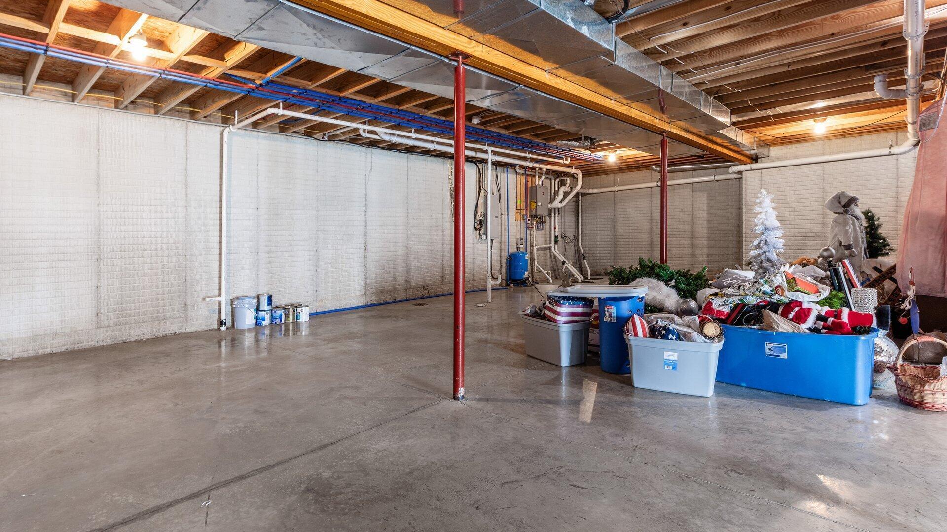 Hebron, Ohio, 43025, United States, 5 Bedrooms Bedrooms, ,5 BathroomsBathrooms,Residential,For Sale,1988631