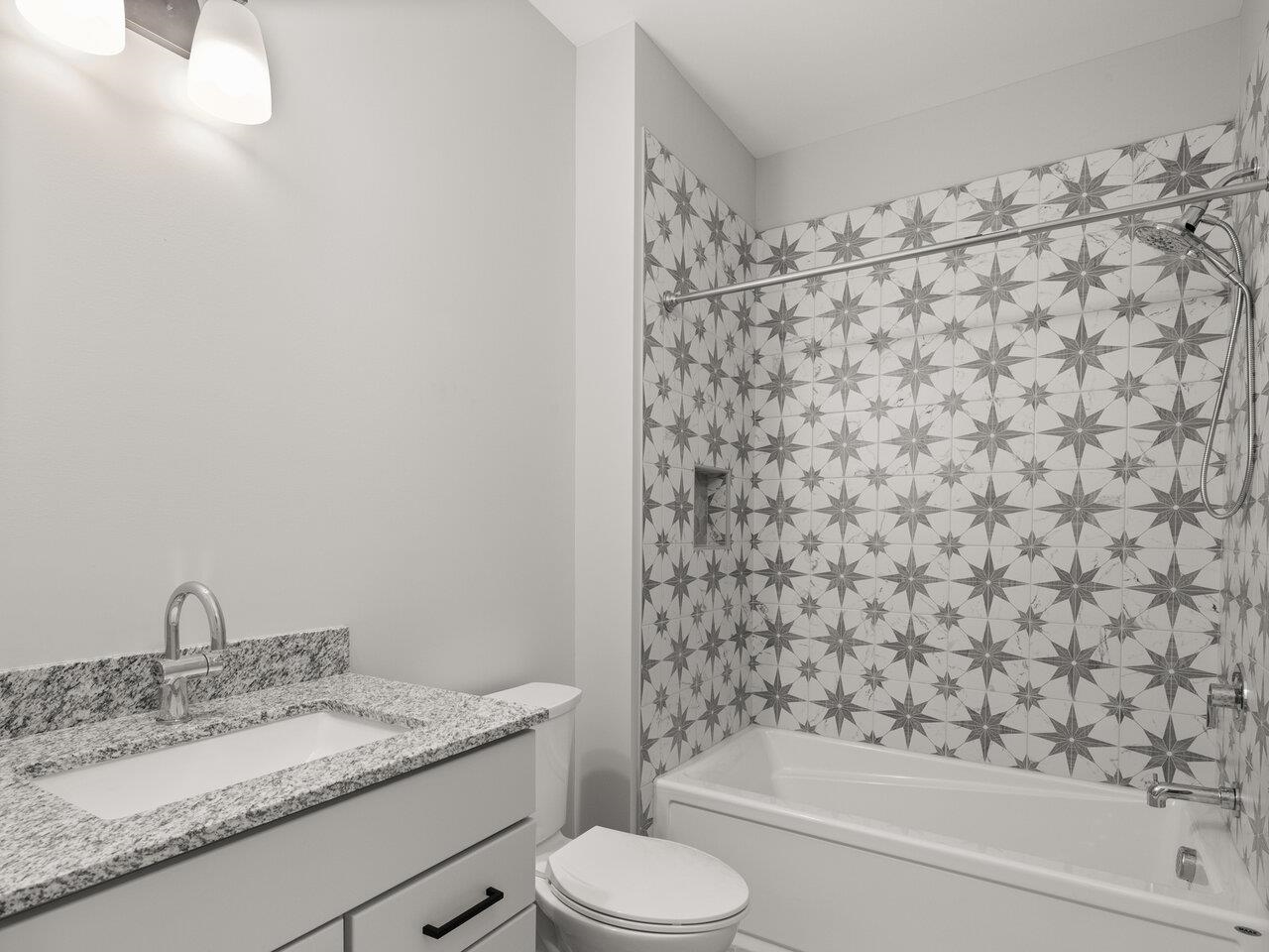 South Burlington, Vermont, 05403, United States, 2 Bedrooms Bedrooms, ,1 BathroomBathrooms,Residential,For Sale,1892130