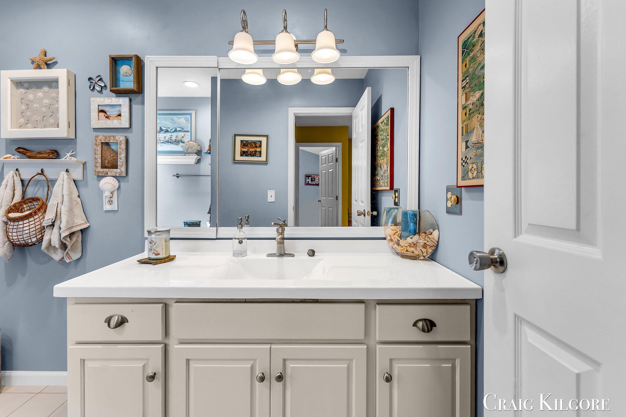 Spring Lake, Michigan, 49456, United States, 2 Bedrooms Bedrooms, ,3 BathroomsBathrooms,Residential,For Sale,2003157