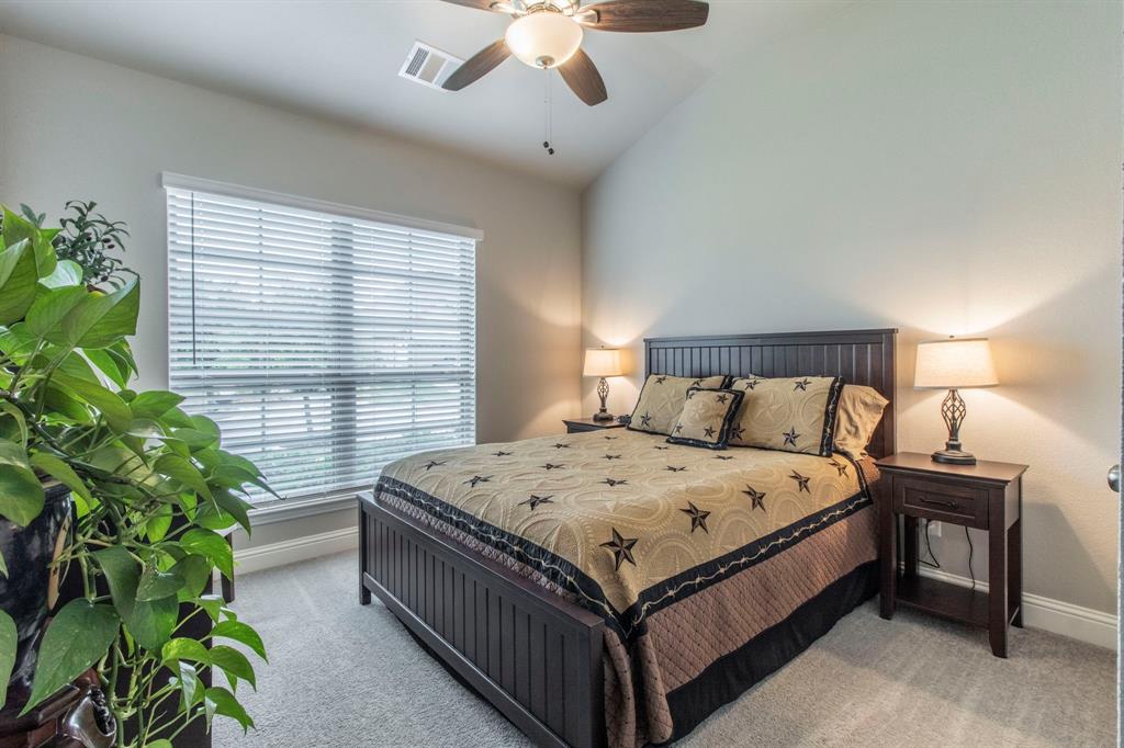 Waxahachie, Texas, 75165, United States, 4 Bedrooms Bedrooms, ,3 BathroomsBathrooms,Residential,For Sale,1920733