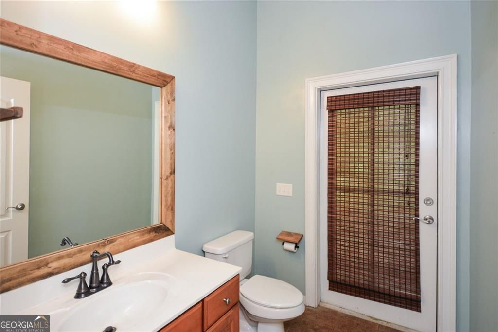 Dallas, Georgia, 30132, United States, 4 Bedrooms Bedrooms, ,5 BathroomsBathrooms,Residential,For Sale,1914851