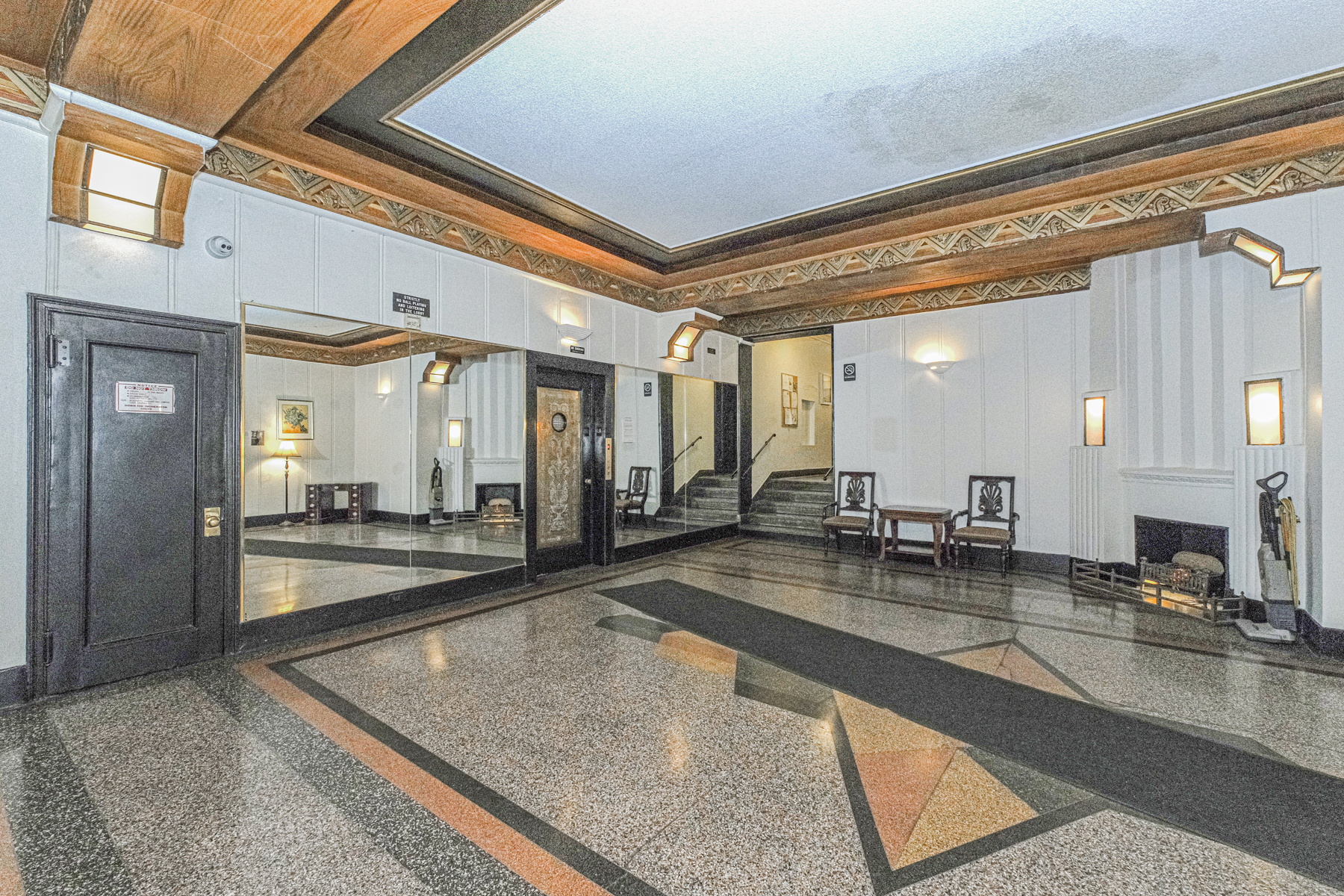  8020 4th Ave #C5 - 物件實景