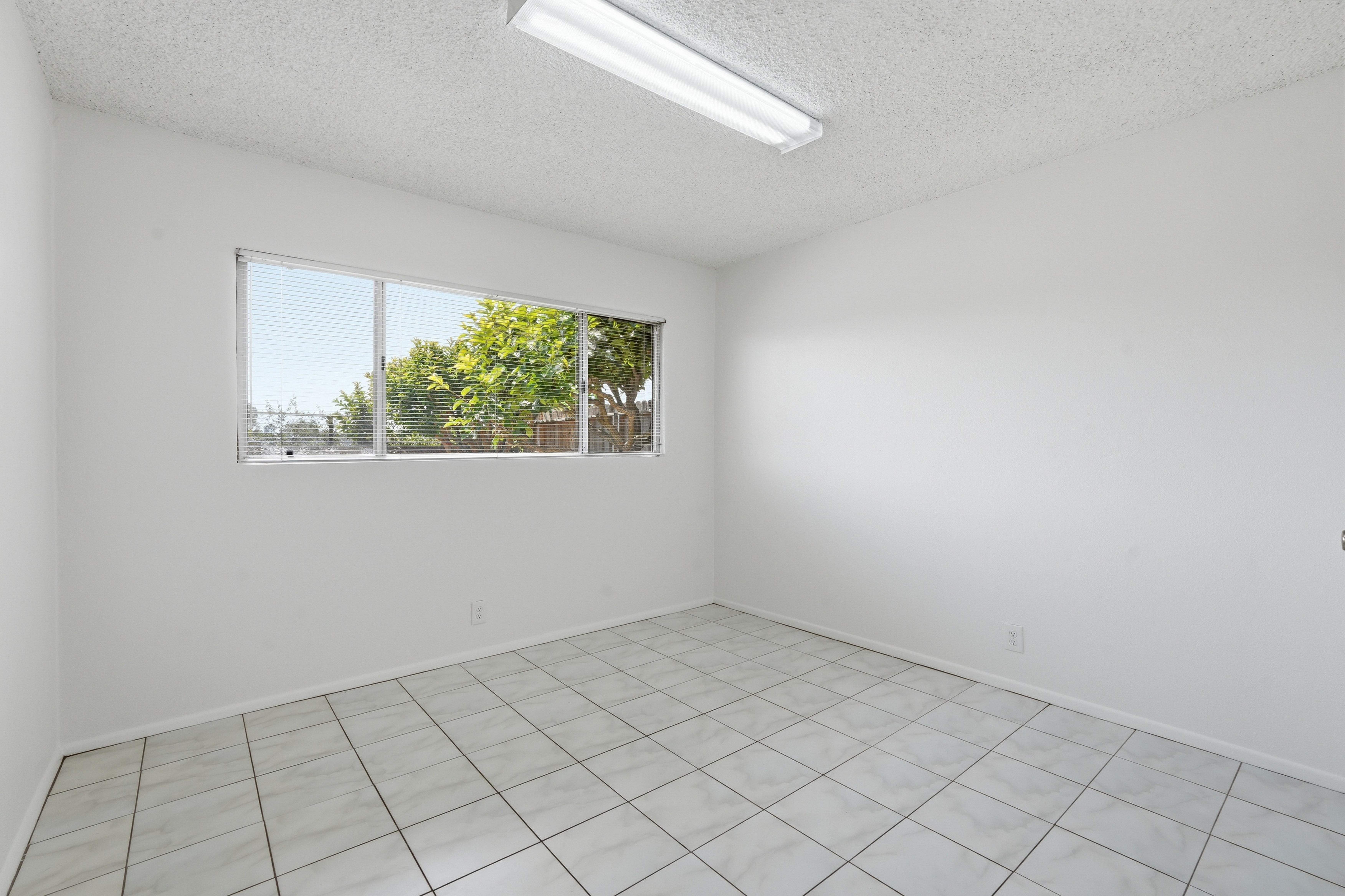  15627 Prairie Avenue, Lawndale, CA 90260 - 物件實景