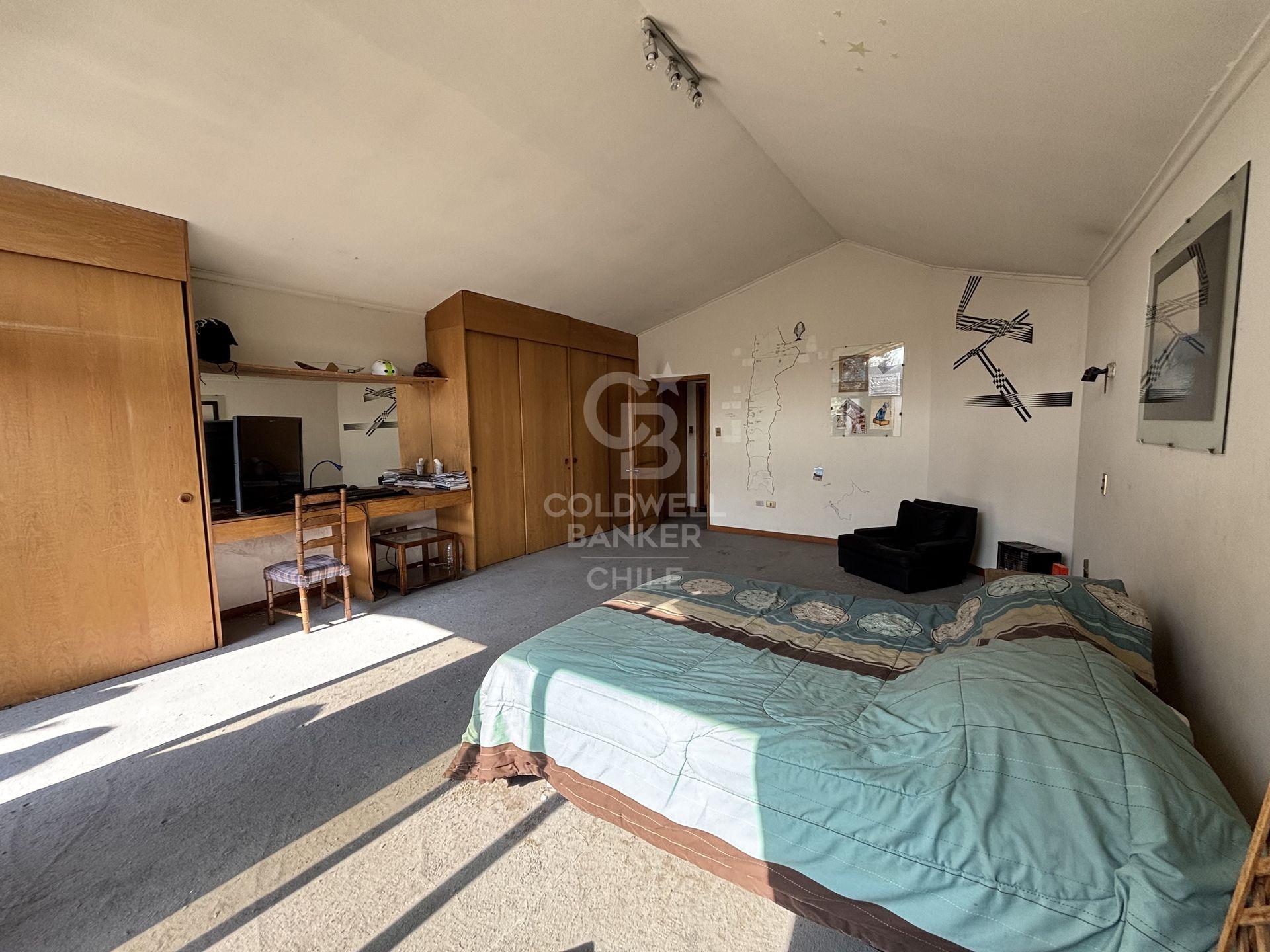 Las Condes, Chile, 4 Bedrooms Bedrooms, ,3 BathroomsBathrooms,Residential,For Sale,1972630