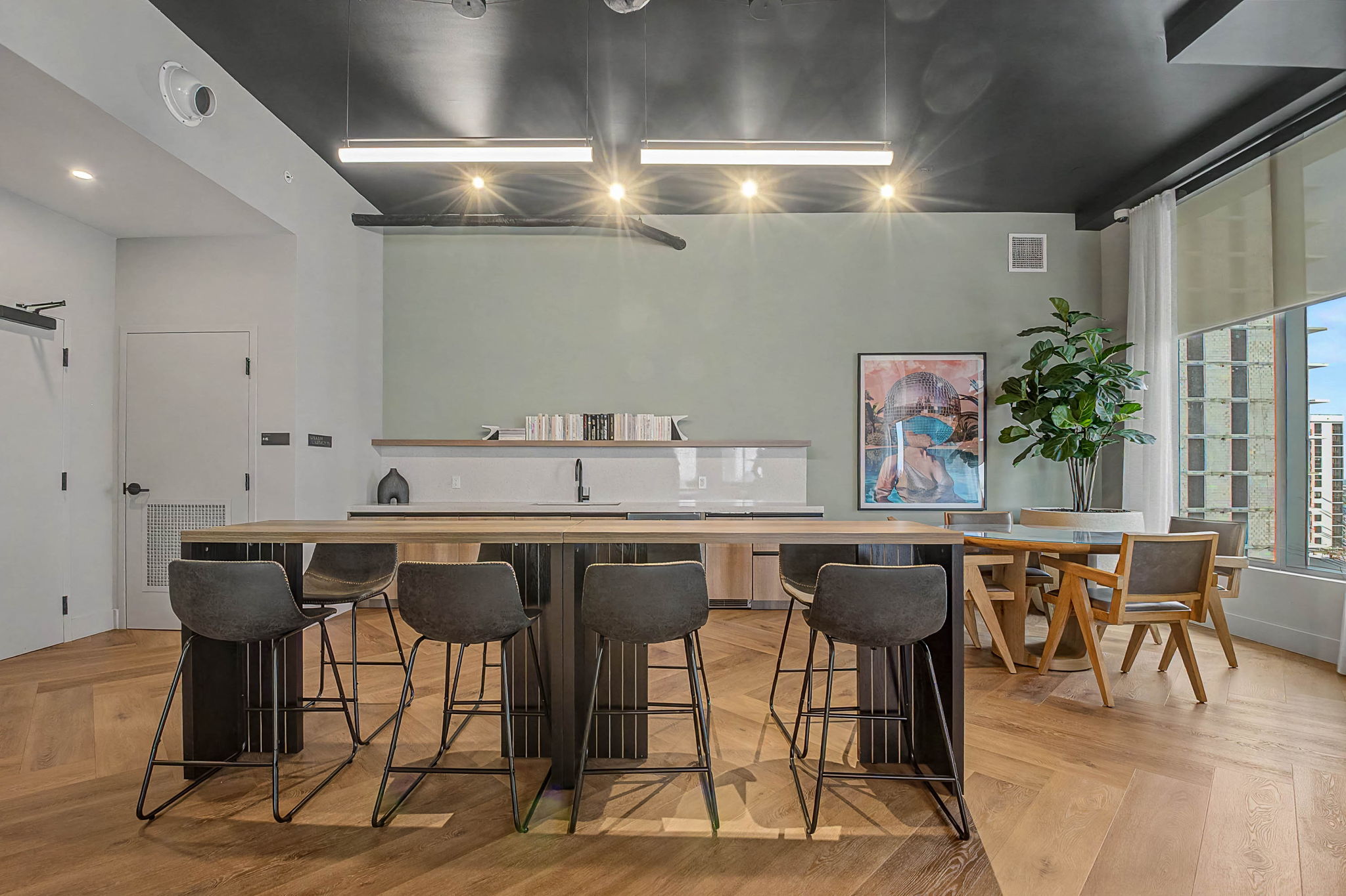  121 NE 25th St, Miami, FL, 33132 - 物件實景