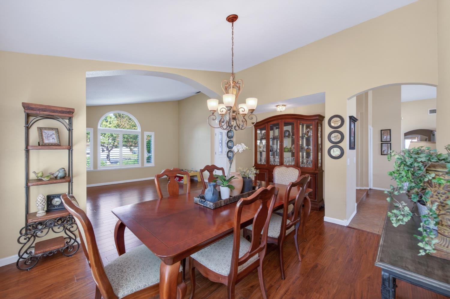 Madera, California, 93637, United States, 3 Bedrooms Bedrooms, ,3 BathroomsBathrooms,Residential,For Sale,2048519