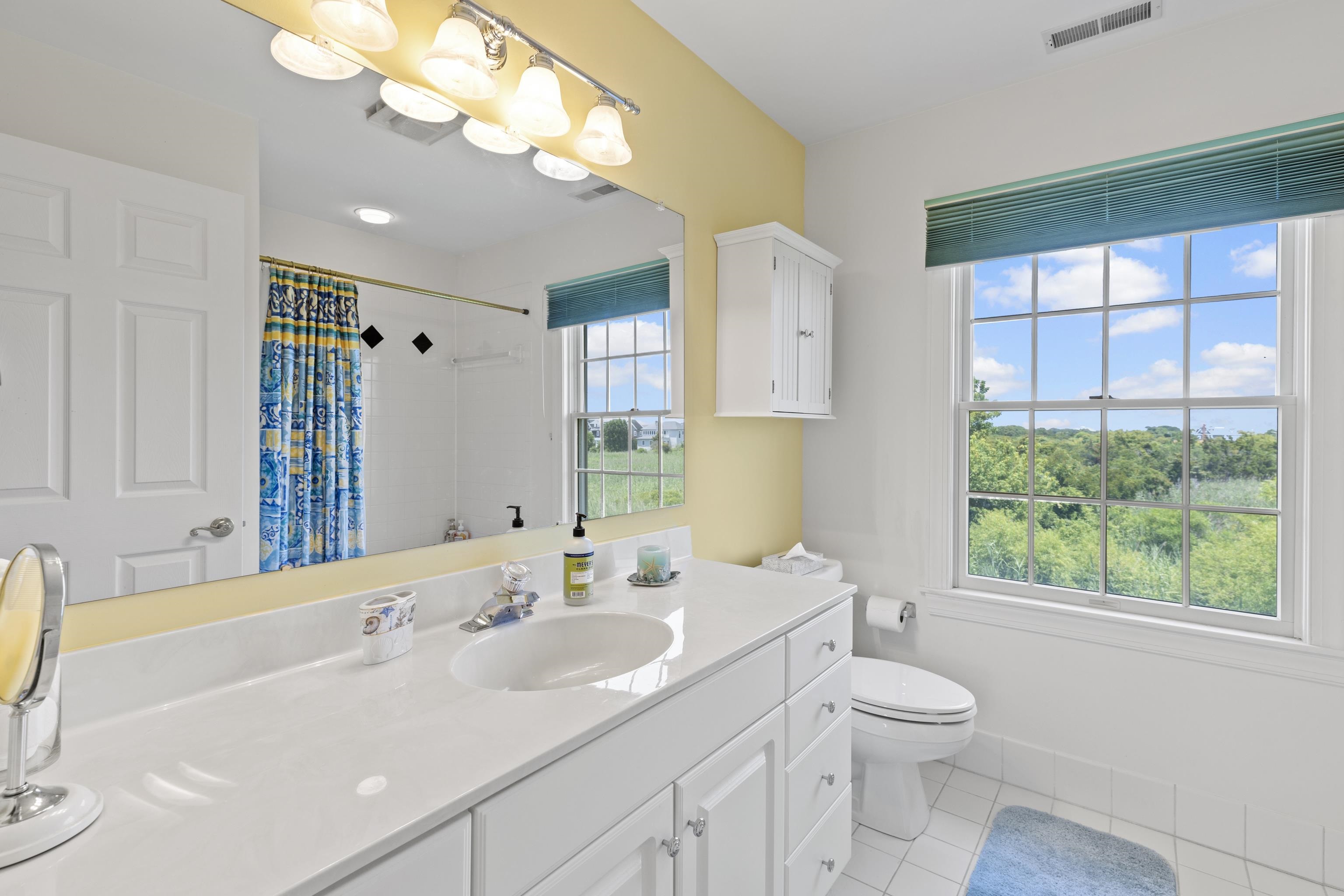 Cape May, New Jersey, 08204, United States, 4 Bedrooms Bedrooms, ,2 BathroomsBathrooms,Residential,For Sale,1988932