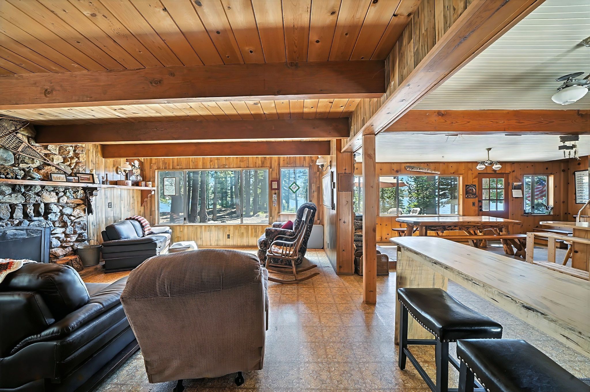  A Rare Opportunity to Own One of Silver Lake’s Best-Located Cabins - 物件實景