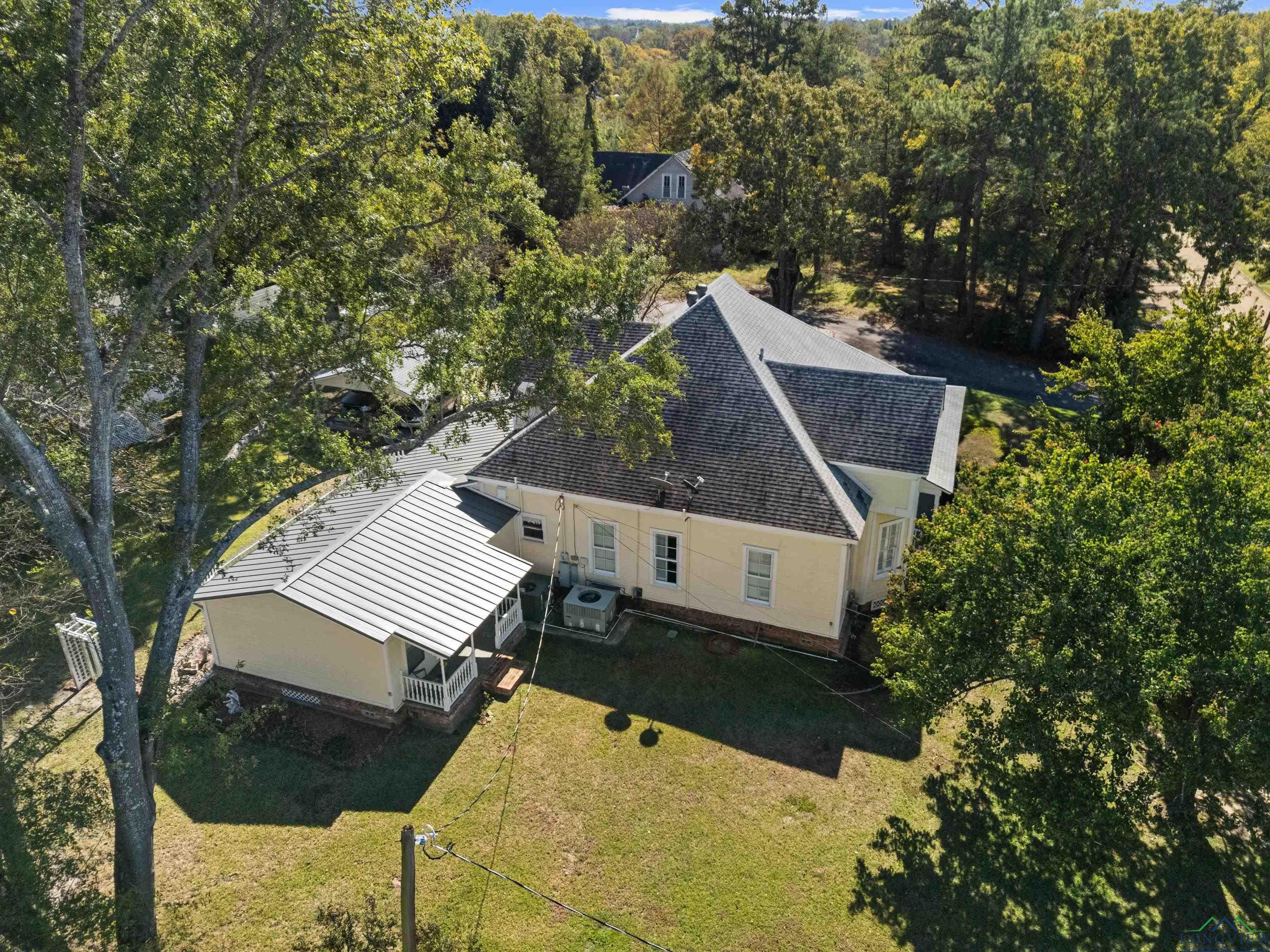 Jefferson, Texas, 75657, United States, 4 Bedrooms Bedrooms, ,4 BathroomsBathrooms,Residential,For Sale,1985697