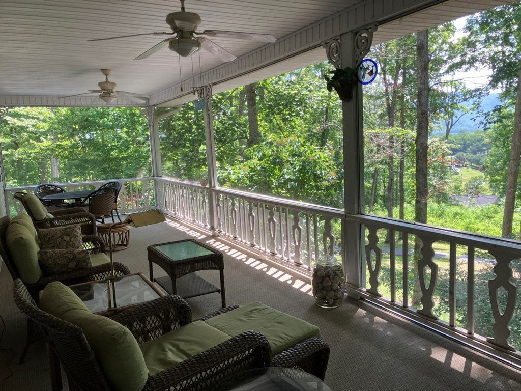 Young Harris, Georgia, 30582, United States, 3 Bedrooms Bedrooms, ,3 BathroomsBathrooms,Residential,For Sale,1847113