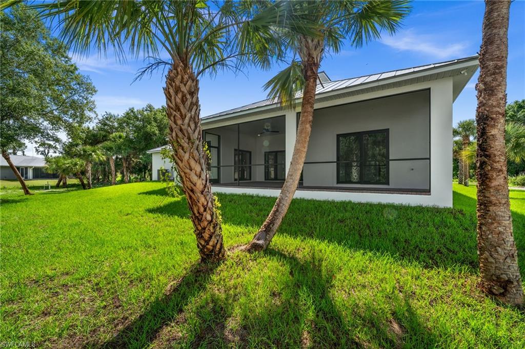 Fort Myers, Florida, 33905, United States, 3 Bedrooms Bedrooms, ,3 BathroomsBathrooms,Residential,For Sale,1865209