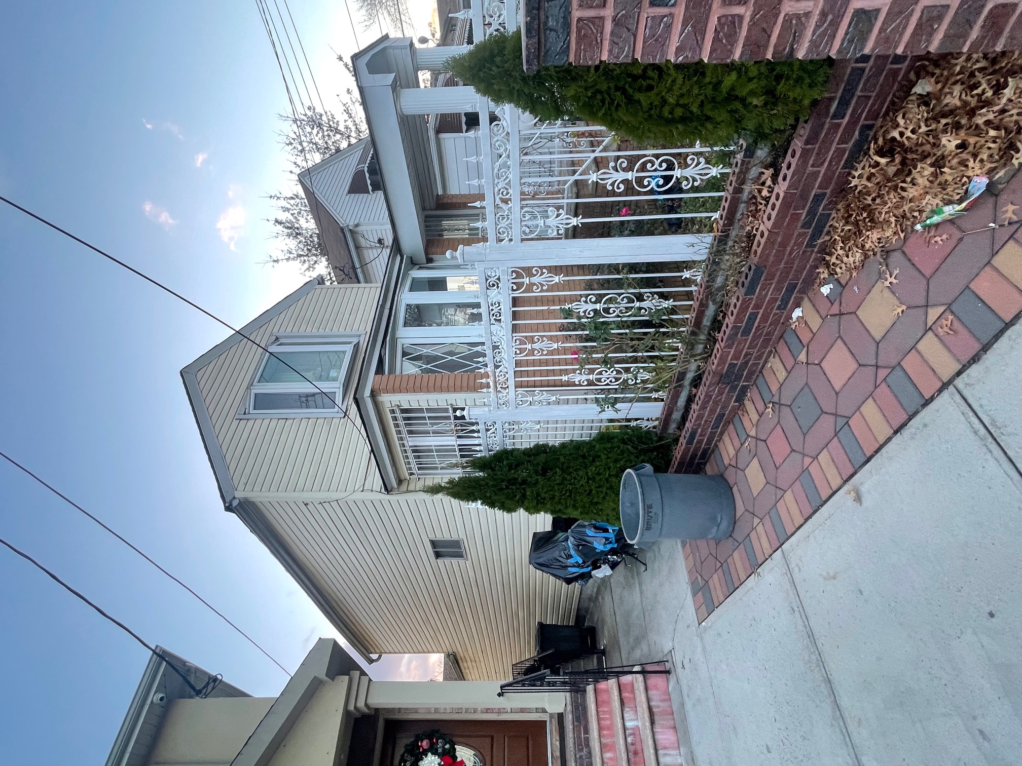 Jamaica, New York, 11436, United States, 3 Bedrooms Bedrooms, ,3 BathroomsBathrooms,Residential,For Sale,2002629