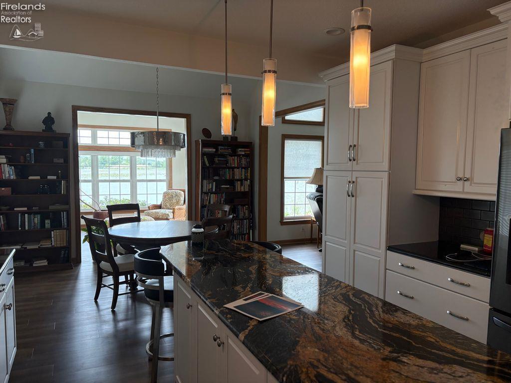 Port Clinton, Ohio, 43452, United States, 3 Bedrooms Bedrooms, ,3 BathroomsBathrooms,Residential,For Sale,1975522