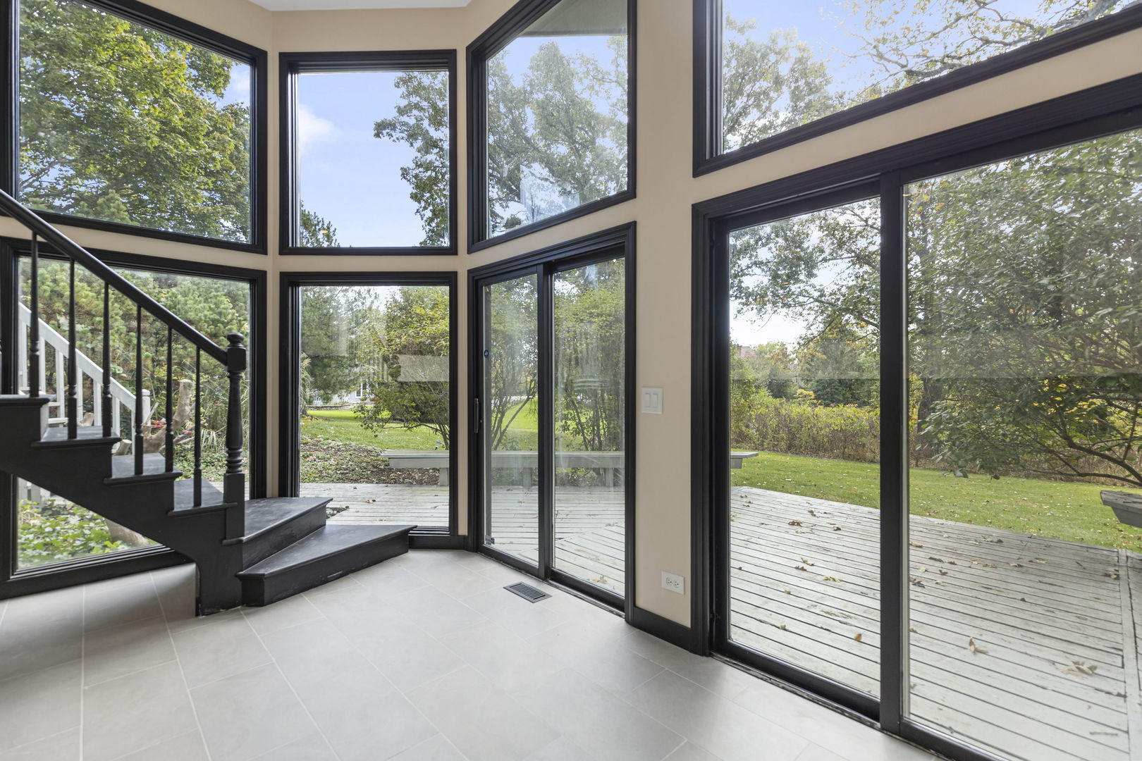 Long Grove, Illinois, 60047, United States, 4 Bedrooms Bedrooms, ,4 BathroomsBathrooms,Residential,For Sale,1994818