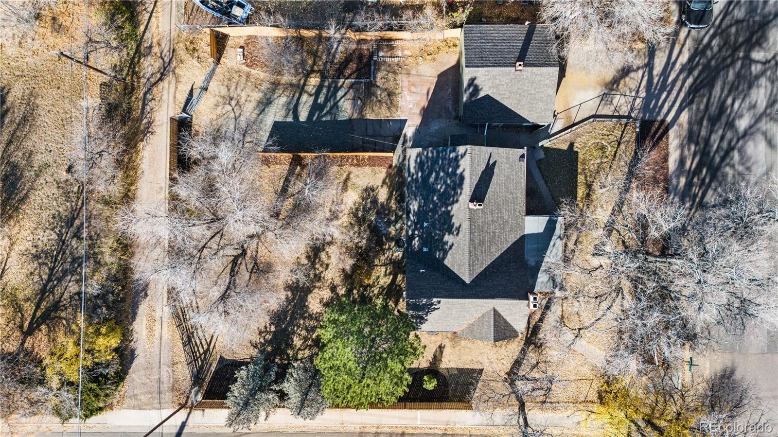 Englewood, Colorado, 80110, United States, 4 Bedrooms Bedrooms, ,2 BathroomsBathrooms,Residential,For Sale,1993019