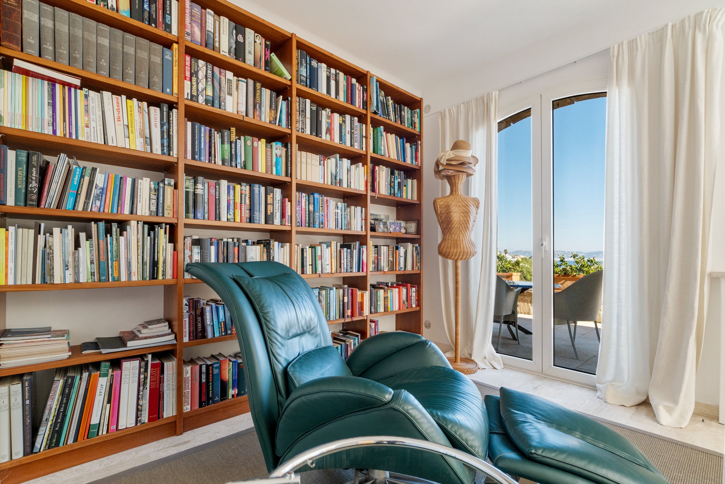   Theoule-sur-Mer luxury seafront villa direct sea access infinity pool 300 sq… - 物件實景