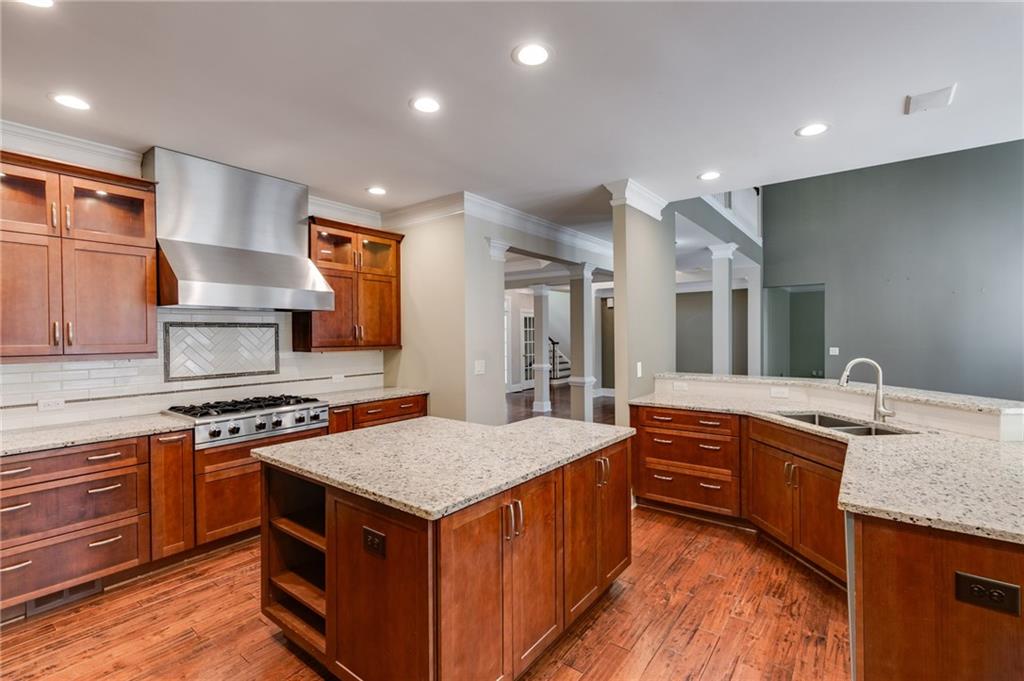 Atlanta, Georgia, 30350, United States, 6 Bedrooms Bedrooms, ,5 BathroomsBathrooms,Residential,For Sale,1900551