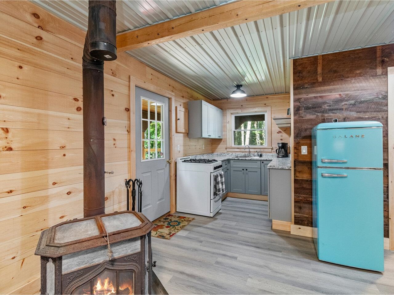 Enosburg, Vermont, 05450, United States, 2 Bedrooms Bedrooms, ,Residential,For Sale,1950253