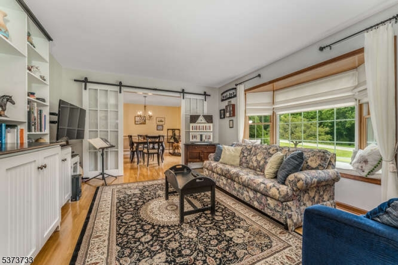 Columbia, New Jersey, 07832, United States, 3 Bedrooms Bedrooms, ,3 BathroomsBathrooms,Residential,For Sale,1977170