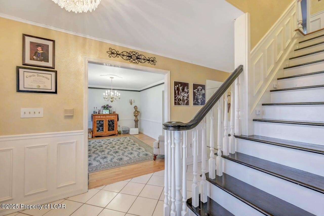 Sugarloaf, Pennsylvania, 18249, United States, 4 Bedrooms Bedrooms, ,3 BathroomsBathrooms,Residential,For Sale,1996756