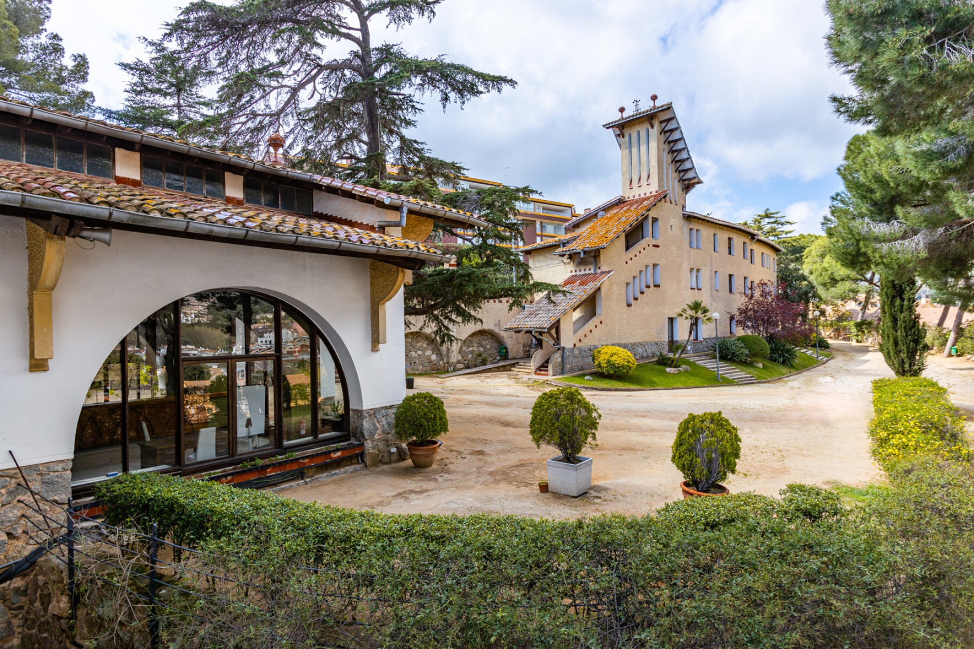  Palace destined to Hotel in the center of the village. - 物件實景