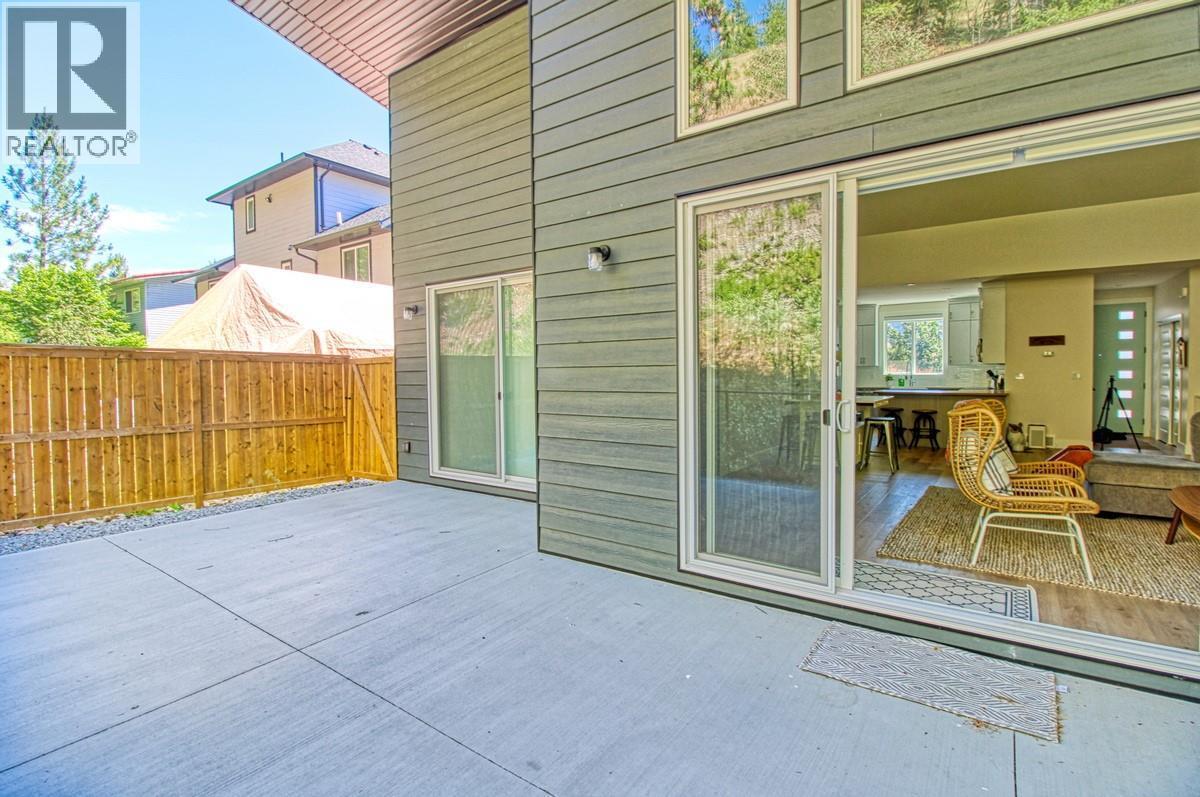 FINTRY, British Columbia, V1Z 3V1, CA, 4 Bedrooms Bedrooms, ,2 BathroomsBathrooms,Residential,For Sale,1950082