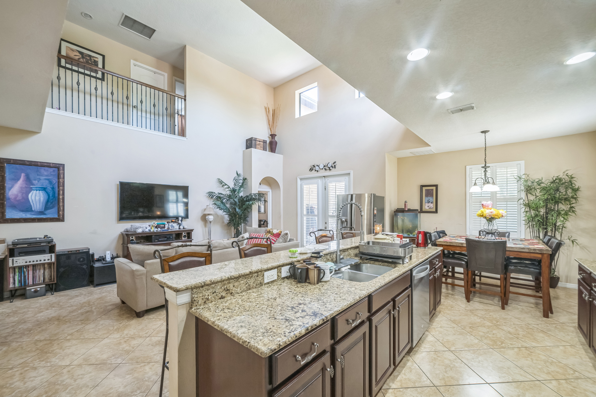 Clermont, Florida, 34711, United States, 5 Bedrooms Bedrooms, ,4 BathroomsBathrooms,Residential,For Sale,1982427