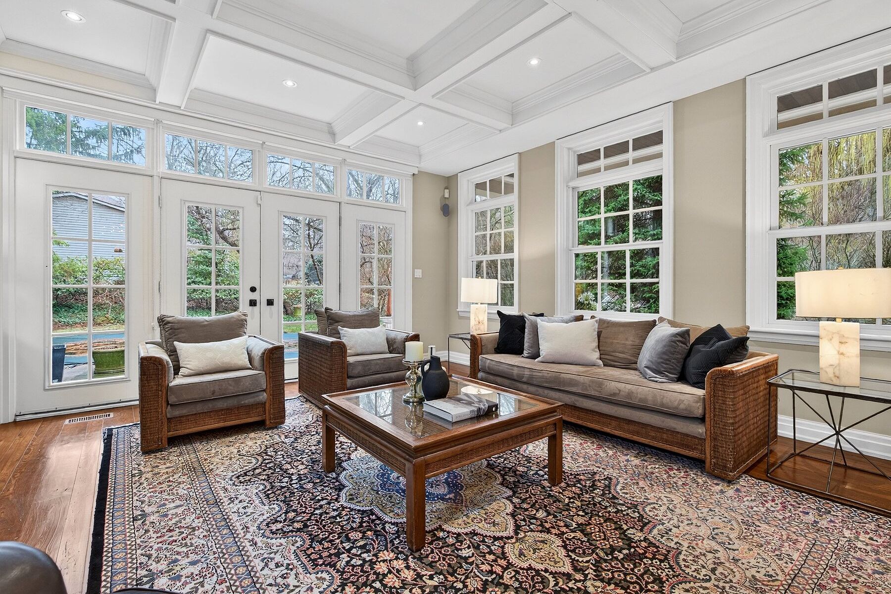  Aldershot Lakeside Elegance - 物件實景