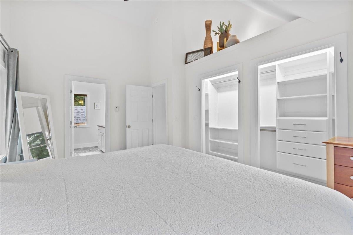 Stowe, Vermont, 05672, United States, 2 Bedrooms Bedrooms, ,1 BathroomBathrooms,Residential,For Sale,1908811