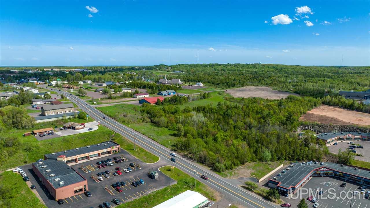 Houghton, Michigan, 49931, United States, ,Residential,For Sale,1923073