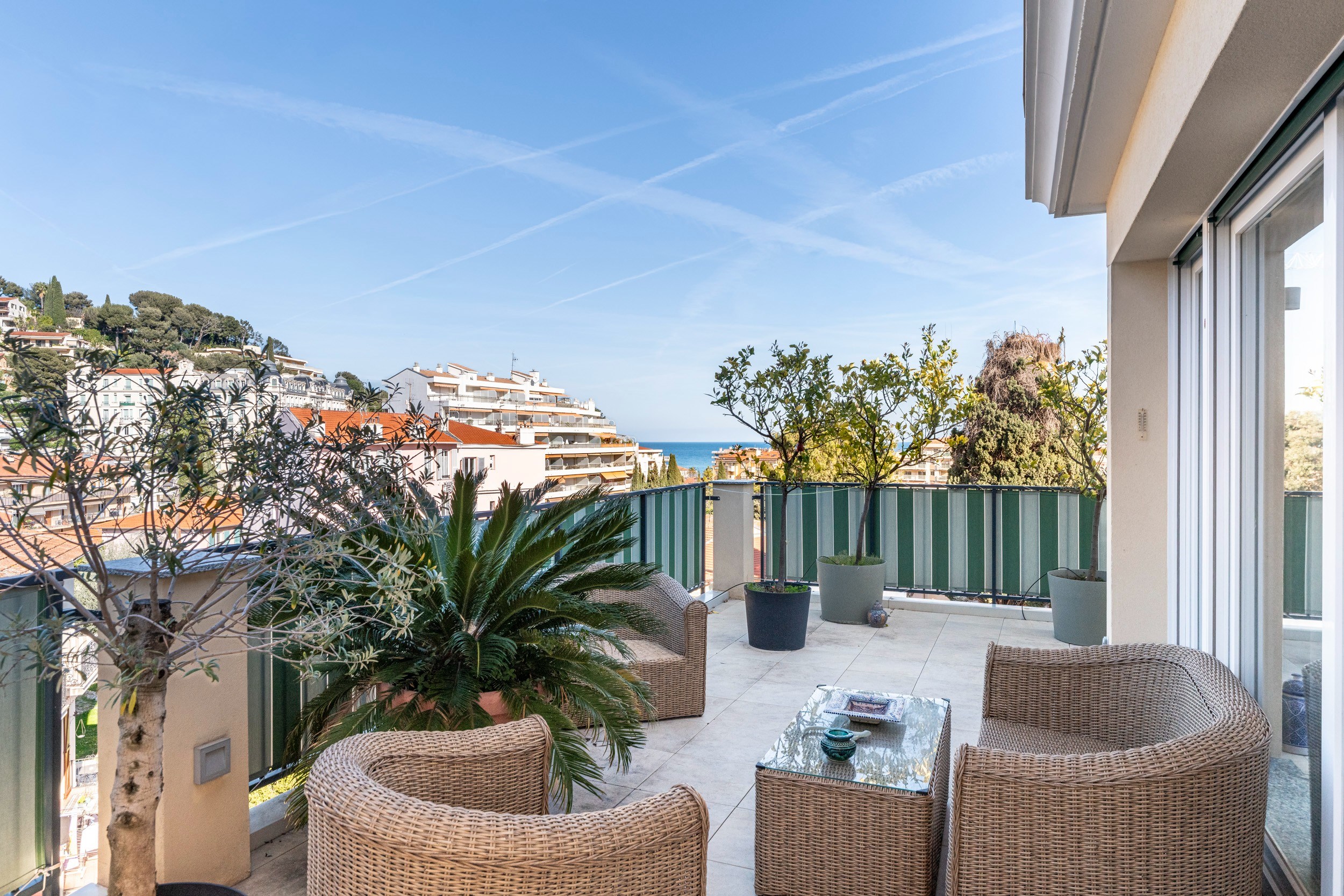 Menton luxury penthouse with rooftop terrace, pool and panoramic views - 物件實景