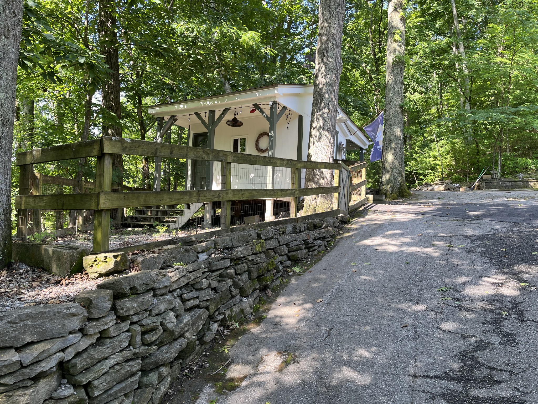 Goodlettsville, Tennessee, 37072, United States, 3 Bedrooms Bedrooms, ,3 BathroomsBathrooms,Residential,For Sale,2048895